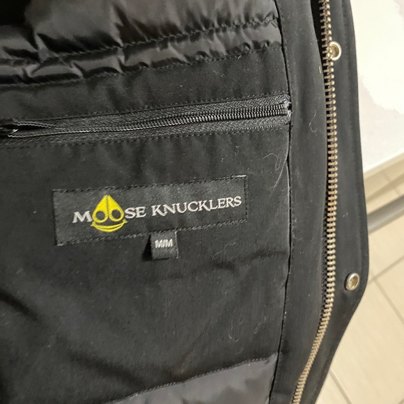 Selling Boys Mooseknuckle winter jacket. So warm and in perfect condition. - Picture 5 of 5
